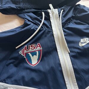 Nike women’s USA Weightlifting windbreaker warm up jacket